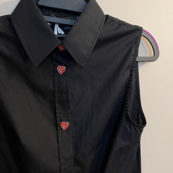 Love Moschino Sleeveless Blouse Button Hearts Size 4 NWT - Picture 3 of 9
